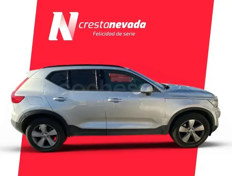 Usado Volvo XC40 Momentum 156 CV (114 kW) 2018 Gris / plata SUV