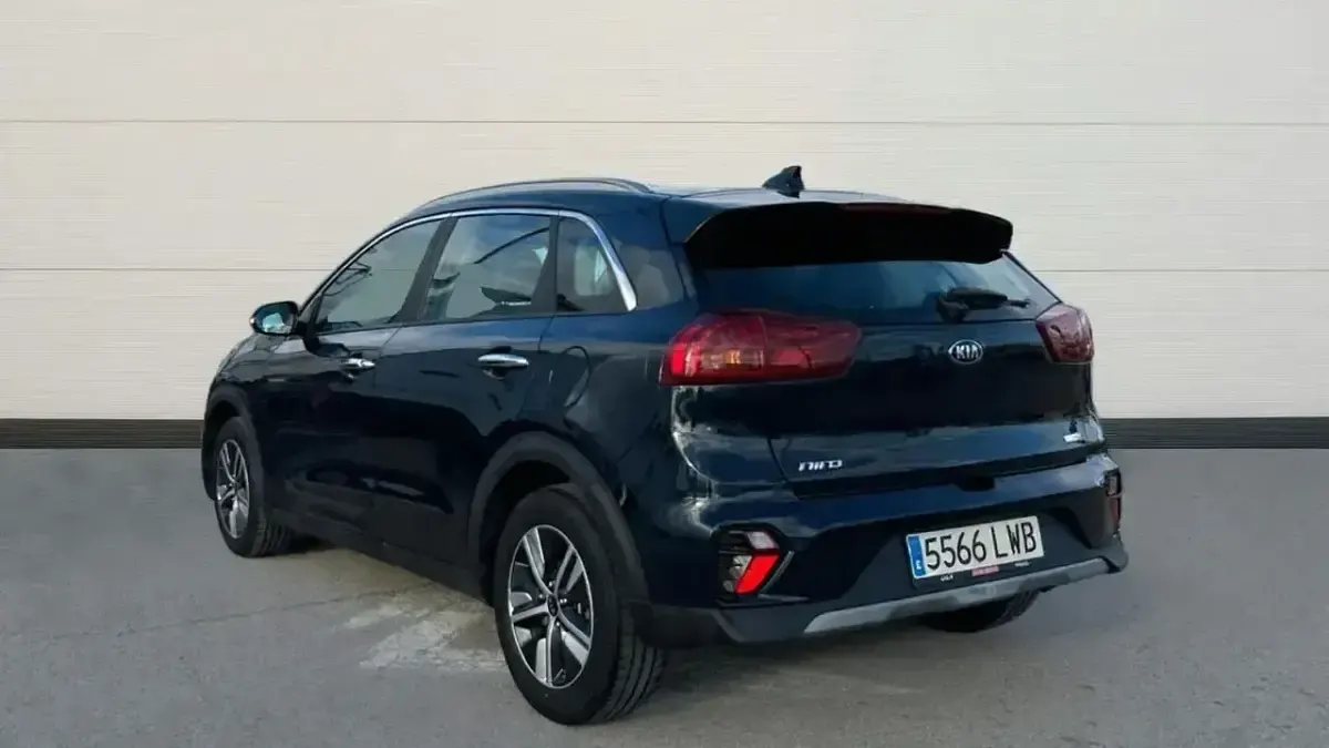 Usado Kia Niro 141 CV (103 kW) 2022 Azul SUV