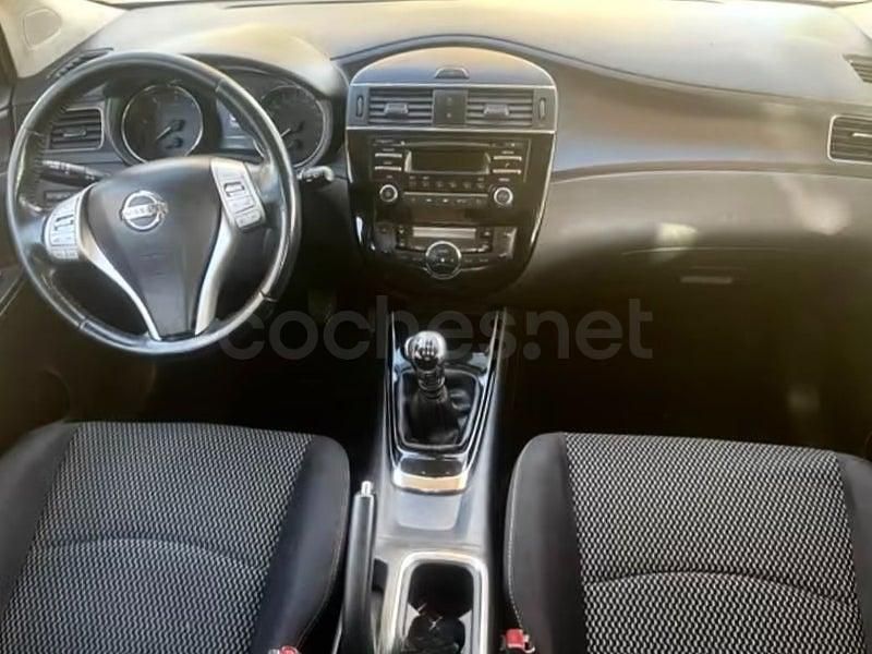 Usado Nissan Pulsar Acenta 110 HP (80 kW) 2015 Cinzento Citadino