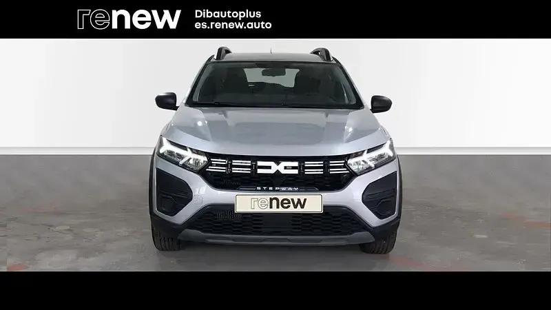 Usado Dacia Sandero Essentiel 91 CV (66 kW) 2023 Gris Berlina