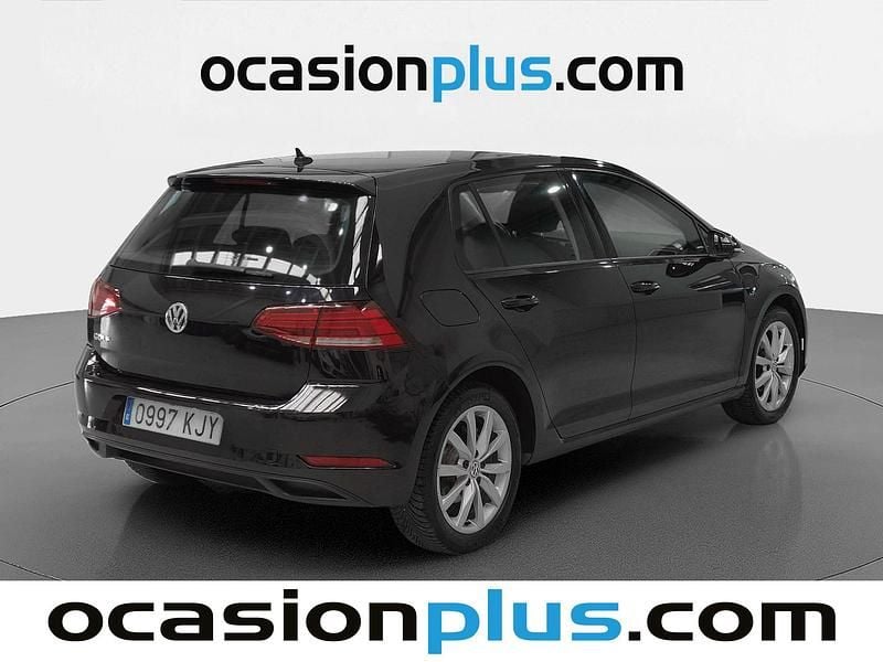 Usado VW Golf VII Business 110 CV (80 kW) 2018 Negro Utilitario