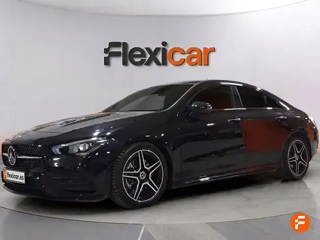 Usado Mercedes CLA200 150 CV (110 kW) 2022 Negro Berlina