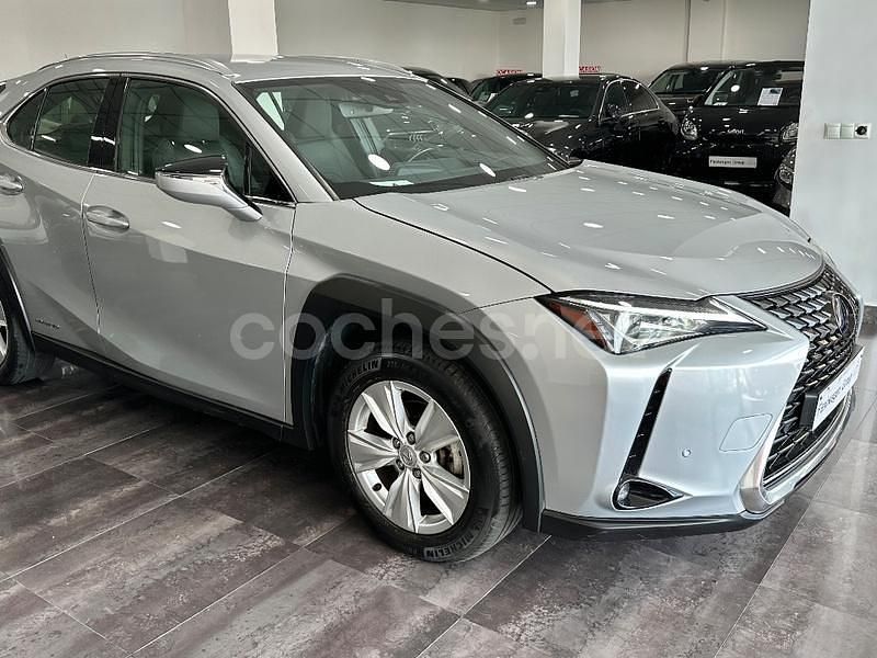Gris / plata Usado 2020 Lexus UX Business Edition SUV | 19.990 € (Super precio) - Imagen 1/4