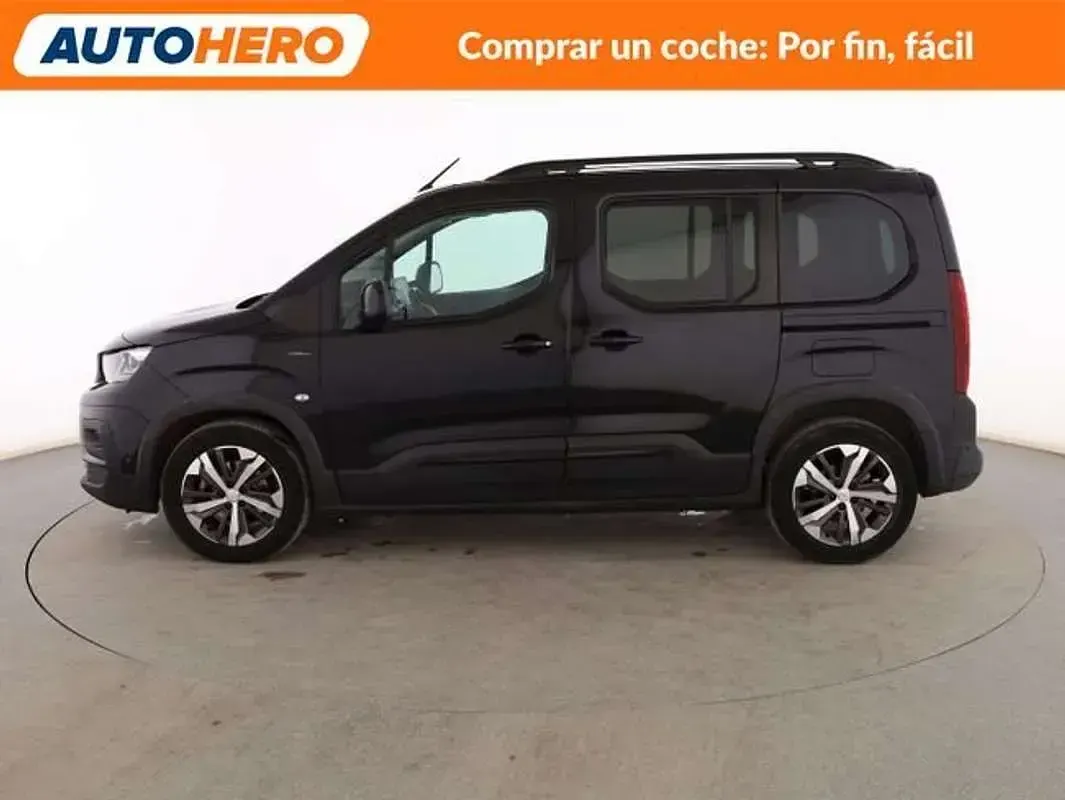 Usado Peugeot Rifter GT-line 131 CV (96 kW) 2019 Negro Monovolumen