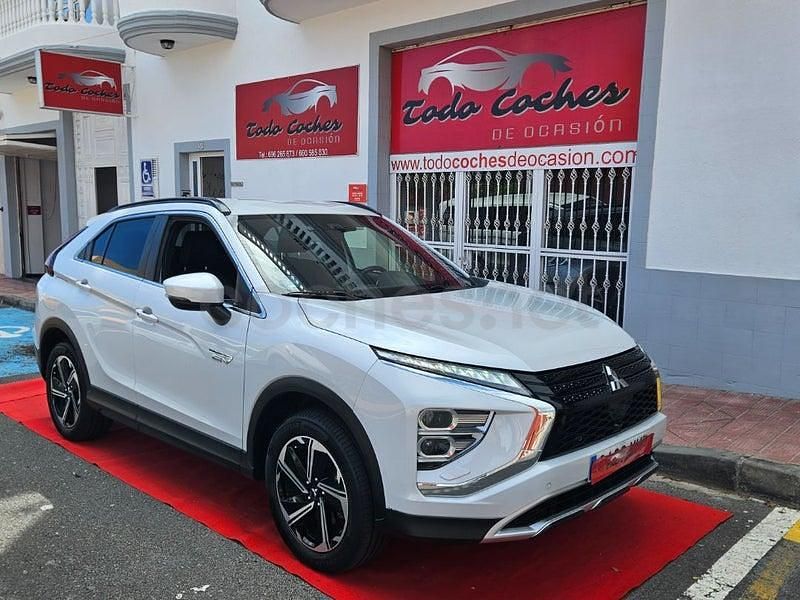 Usado Mitsubishi Eclipse Cross 188 CV (138 kW) 2023 Blanco SUV