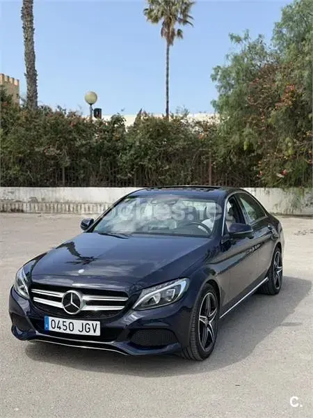 Usado Mercedes C300 AMG line 231 CV (169 kW) 2015 Azul Berlina