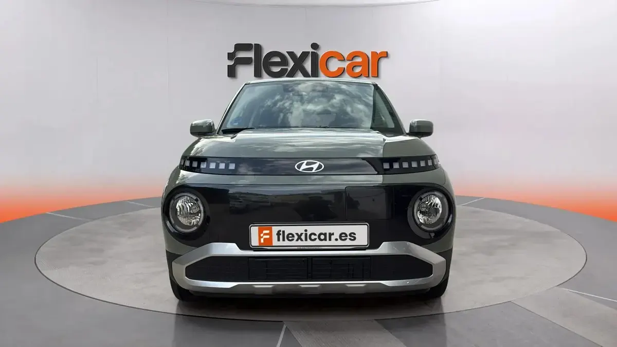 Usado Hyundai Inster 71 kW (97 CV) 2025 Verde Utilitario