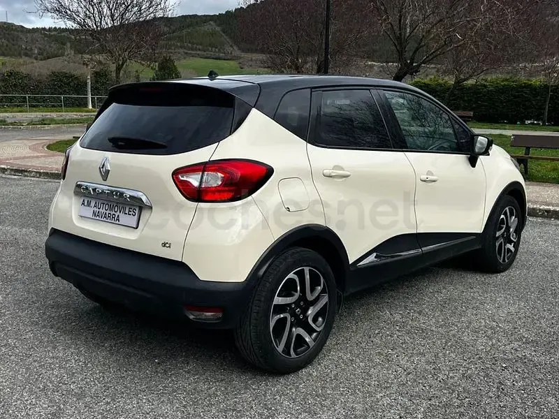 Usado Renault Captur 90 CV (66 kW) 2014 Blanco SUV