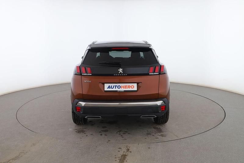 Usado Peugeot 3008 Allure 130 CV (95 kW) 2020 Rojo SUV