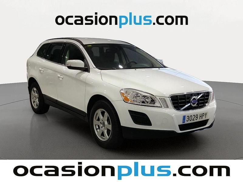 Usado Volvo XC60 Kinetic 136 CV (100 kW) 2013 Blanco SUV