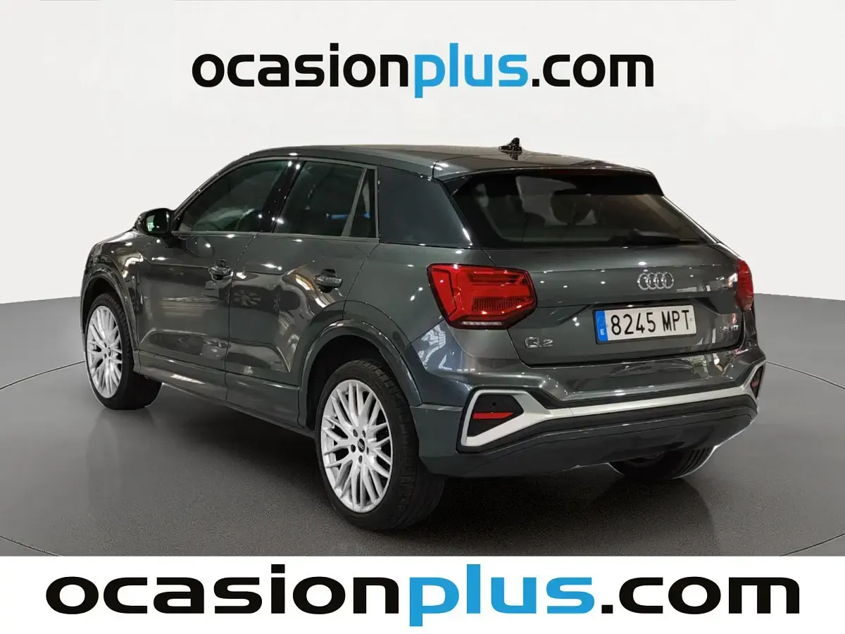 Usado Audi Q2 S-Line 150 CV (110 kW) 2024 Gris SUV