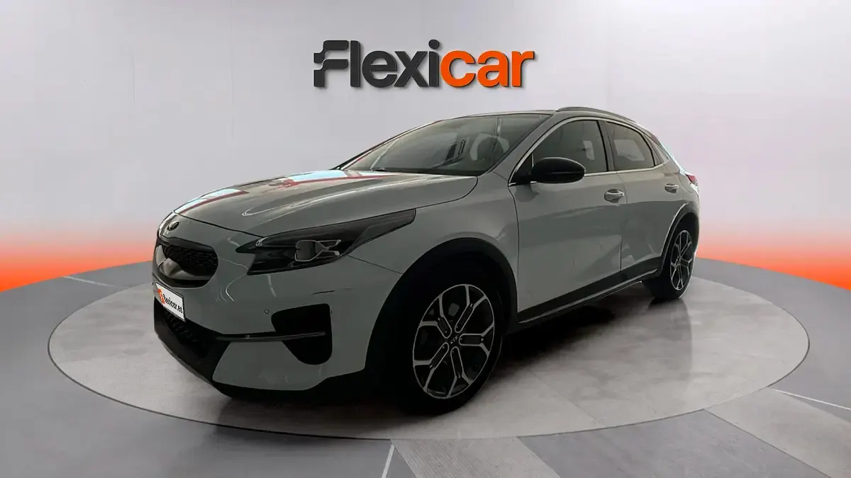 Usado Kia XCeed 120 CV (88 kW) 2019 Blanco SUV
