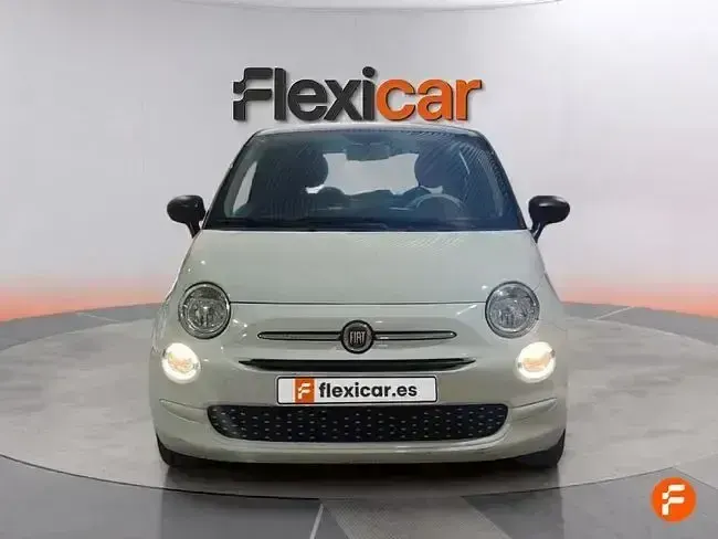 Usado Fiat 500 70 CV (51 kW) 2022 Blanco Utilitario