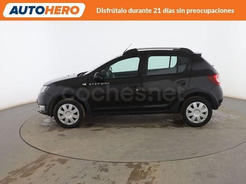 Usado Dacia Sandero Stepway 90 CV (66 kW) 2016 Negro Utilitario