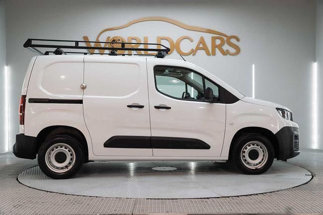 Usado Peugeot Partner 100 CV (73 kW) 2023 Blanco Monovolumen