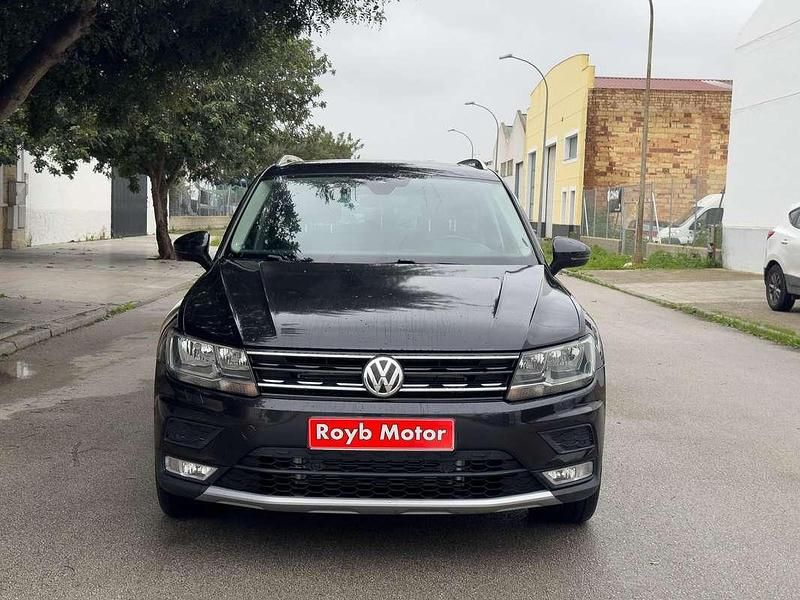 Usado VW Tiguan Sportline 190 CV (139 kW) 2016 Negro SUV