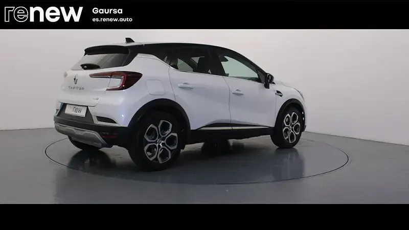 Usado Renault Captur Zen 160 CV (117 kW) 2022 Marrón SUV