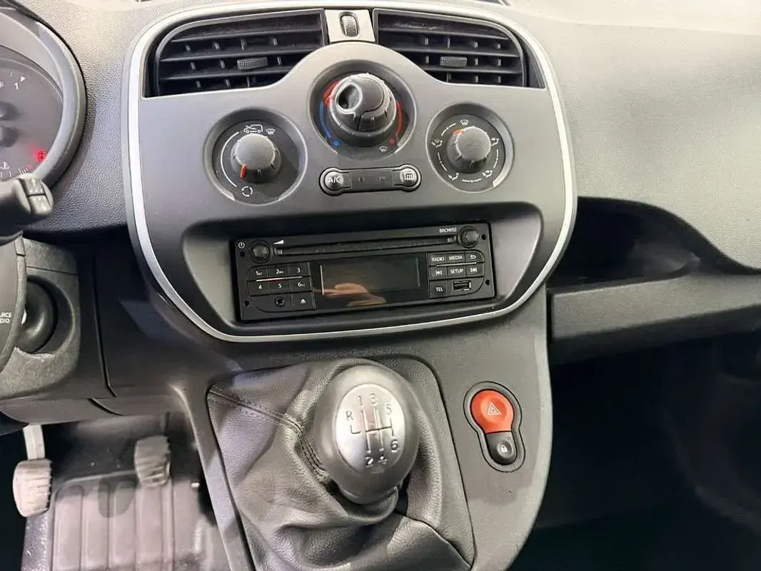Usado Nissan NV250 94 CV (69 kW) 2020 Blanco Van