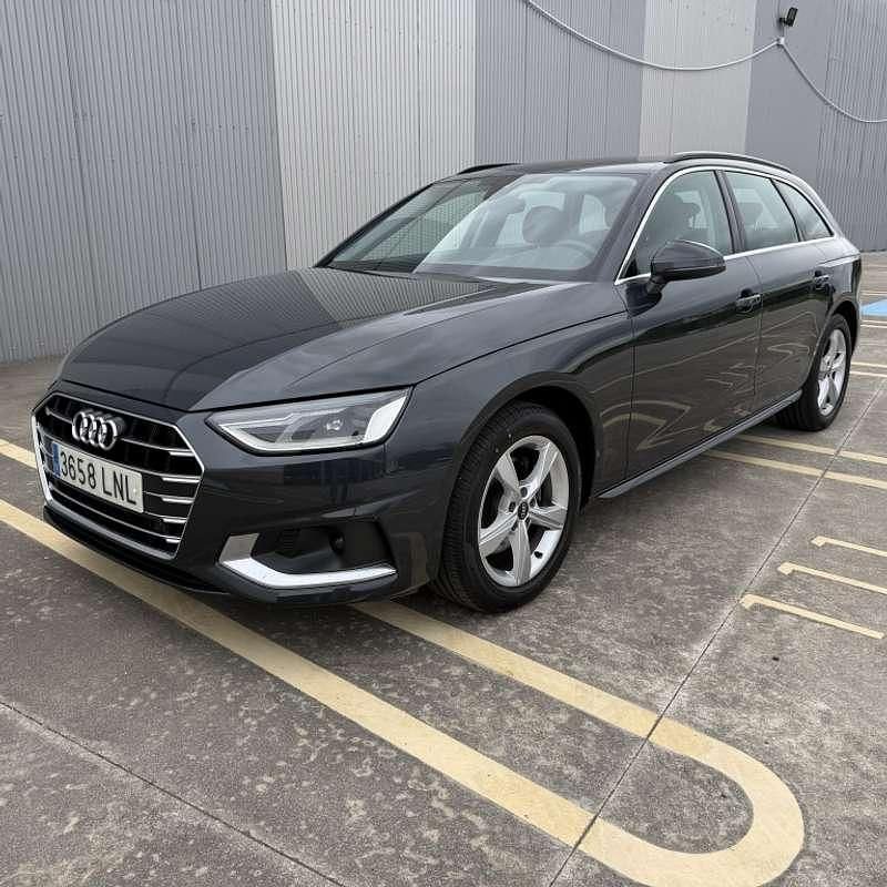 Usado Audi A4 Advanced 163 CV (119 kW) 2021 Gris Familiar