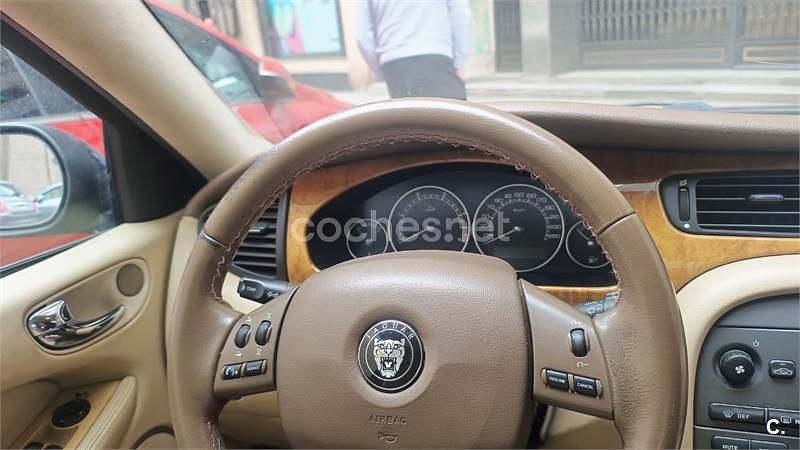 Usado Jaguar X-type Executive 155 CV (114 kW) 2007 Azul Berlina