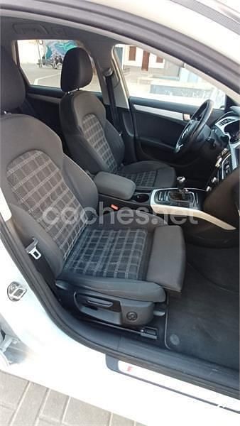 Usado Audi A4 S-Line 150 CV (110 kW) 2015 Blanco Familiar