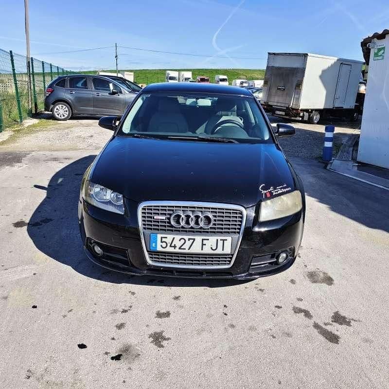 Usado Audi A3 Ambition 170 CV (125 kW) 2006 Negro Utilitario