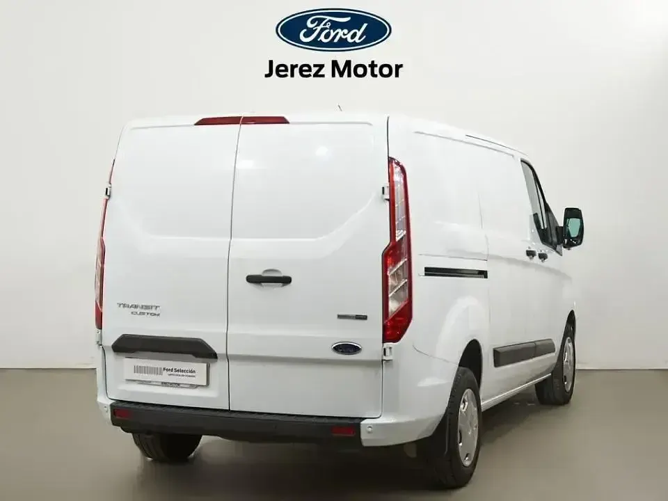 Usado Ford Tourneo Trend 136 CV (100 kW) 2023 Blanco Monovolumen
