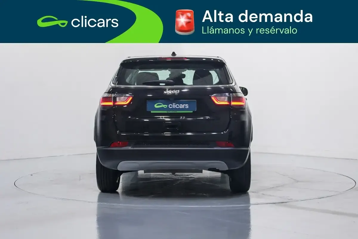 Usado Jeep Compass Altitude 130 CV (95 kW) 2025 Negro SUV