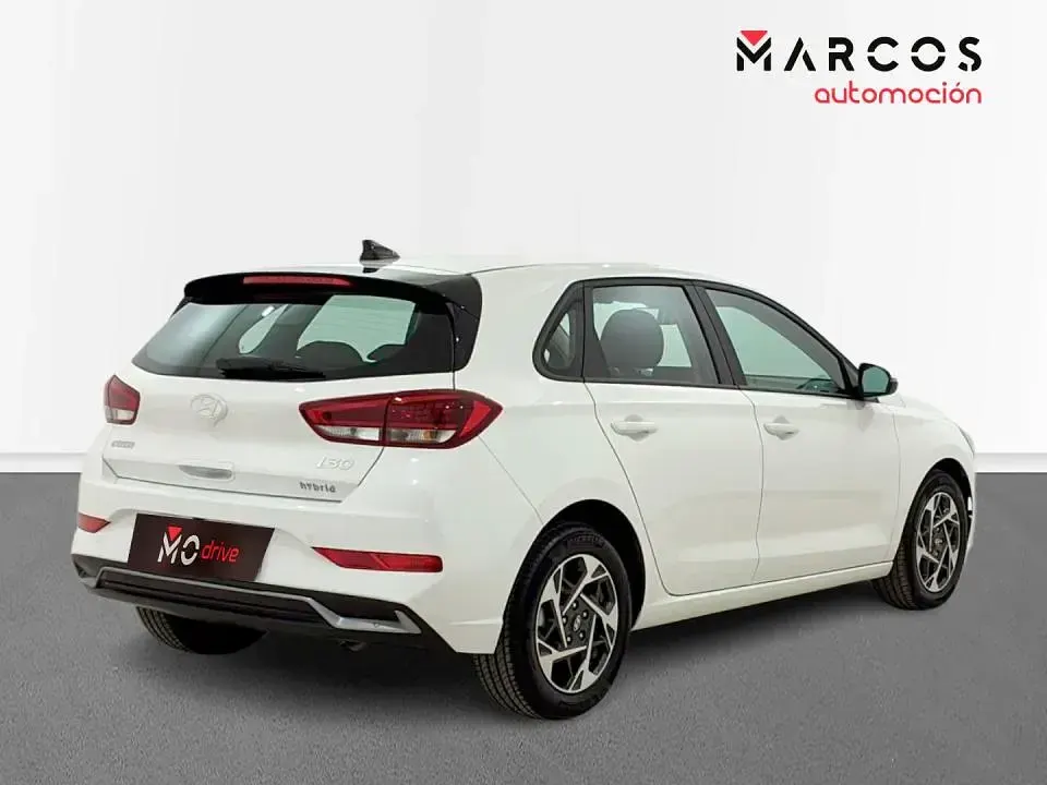 Usado Hyundai i30 100 CV (73 kW) 2024