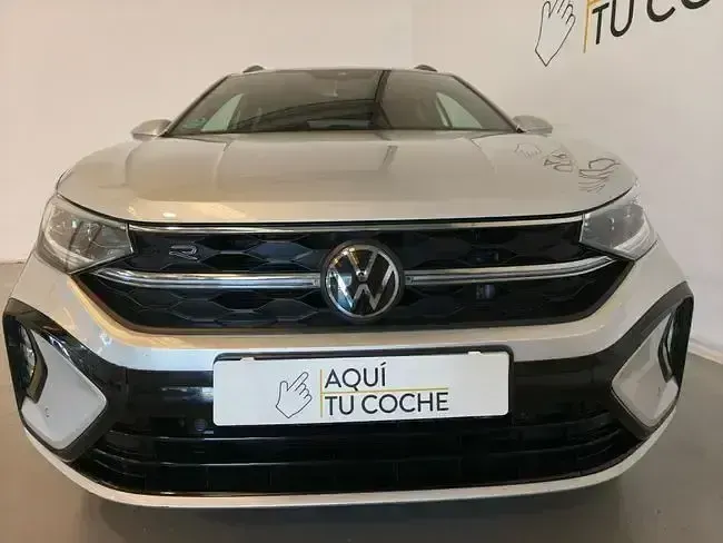 Usado VW Taigo R-line 150 CV (110 kW) 2022 Gris / plata SUV