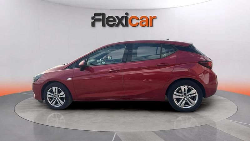 Usado Opel Astra GS Line 131 CV (96 kW) 2020 Rojo Utilitario