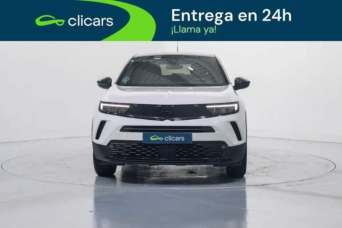 Usado Opel Mokka GS Line 110 CV (80 kW) 2022 Blanco SUV
