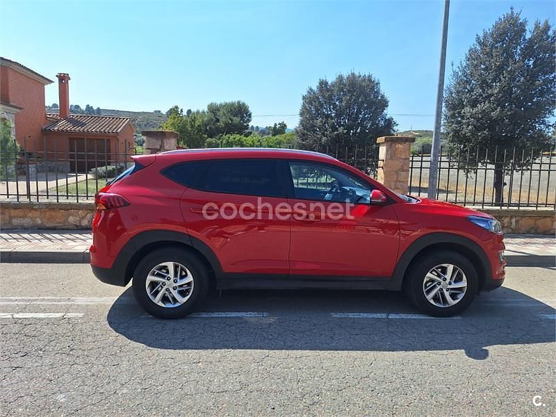 Usado Hyundai Tucson 132 CV (97 kW) 2020 Rojo SUV