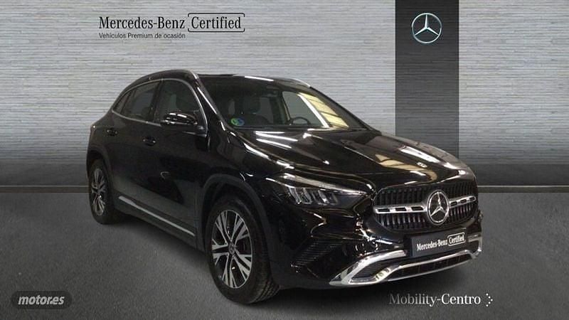 Usado Mercedes GLA250 218 CV (160 kW) 2024 Negro SUV