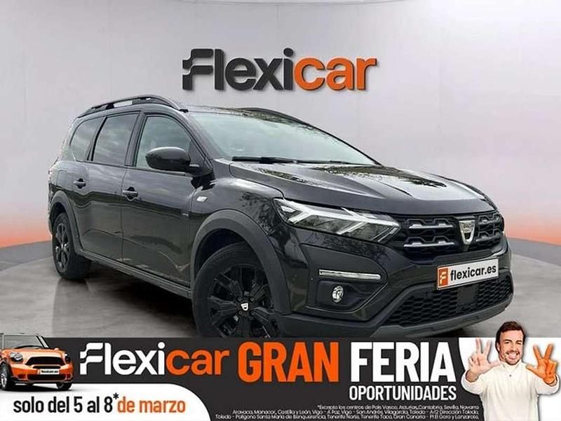 Usado Dacia Jogger Comfort 101 CV (74 kW) 2022 Negro Monovolumen