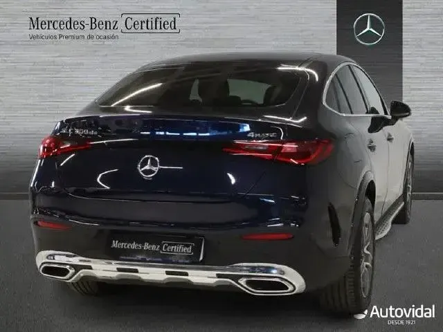 Usado Mercedes GLC300de 333 CV (244 kW) 2024 Azul náutico
