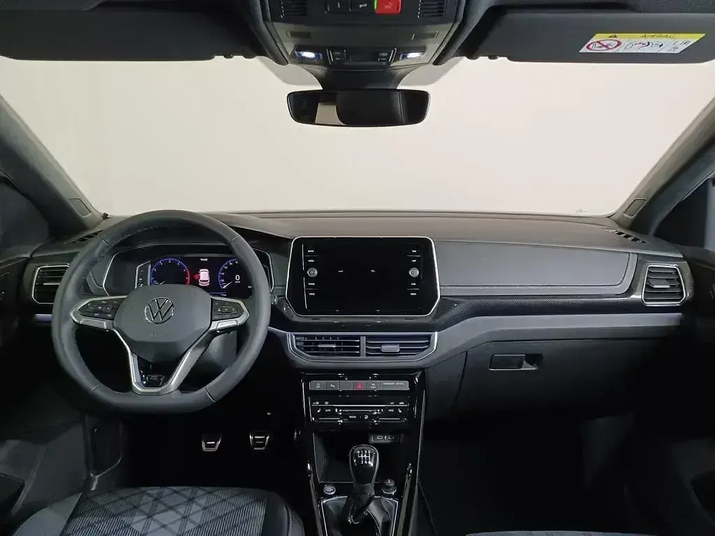 Usado VW T-Cross R-line 116 CV (85 kW) 2024 Blanco SUV