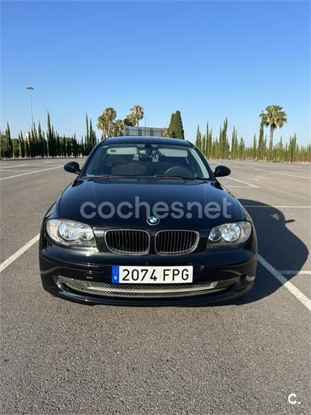 Negro Usado 2007 BMW 120 Utilitario | 6200 € (Precio justo) - Imagen 1/4