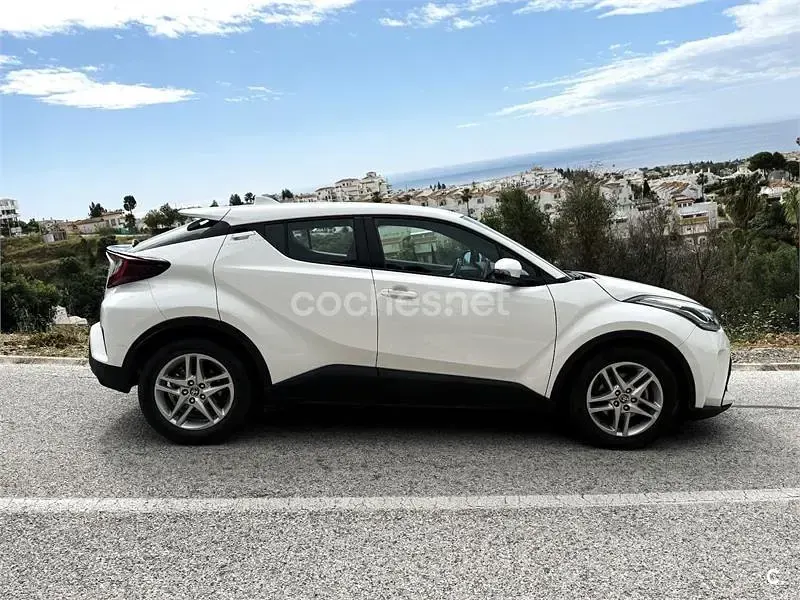 Usado Toyota C-HR Advance 122 CV (89 kW) 2023 Blanco SUV