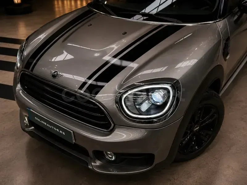 Usado Mini Cooper D Countryman 150 CV (110 kW) 2020 Gris / plata SUV
