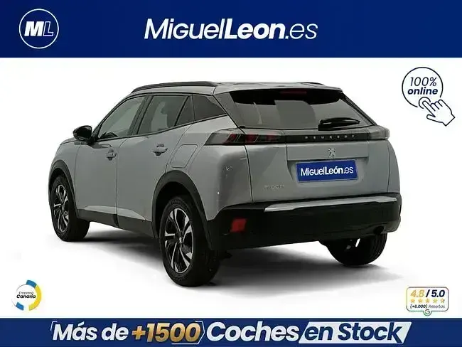 Usado Peugeot 2008 Allure 102 CV (75 kW) 2023 Gris / plata SUV