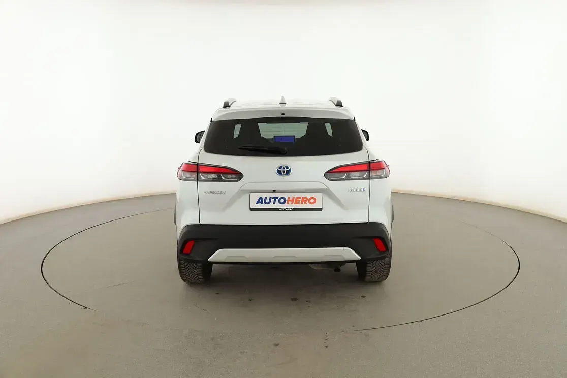 Usado Toyota Corolla Cross Style 140 CV (102 kW) 2023 Blanco SUV