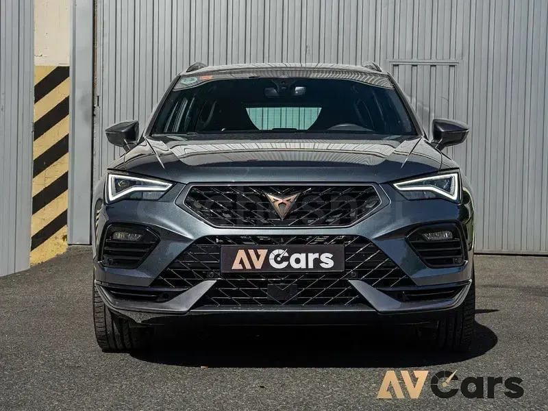 Usado Cupra Ateca 300 CV (220 kW) 2021 Gris / plata SUV