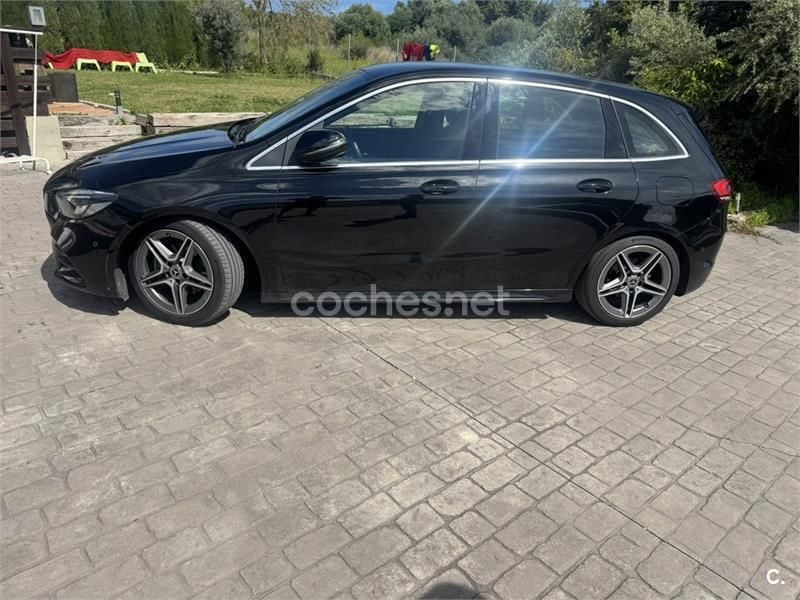 Usado Mercedes B220 190 CV (139 kW) 2020 Negro Monovolumen