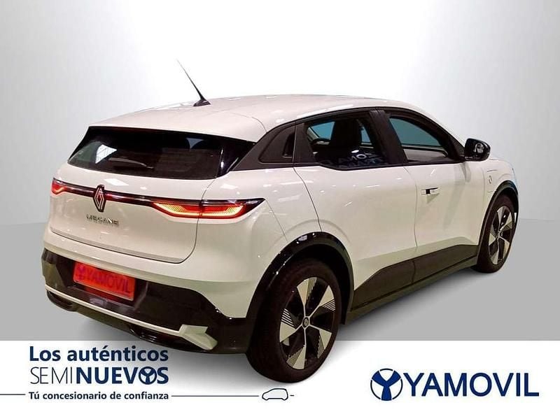 Usado Renault Megane E-Tech Equilibre 96 kW (131 CV) 2023 Blanco Utilitario