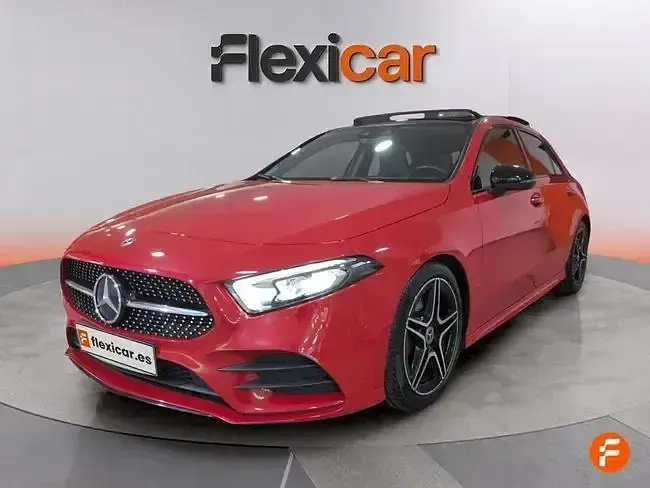 Begagnad Mercedes A200 150 HK (110 kW) 2019 Röd