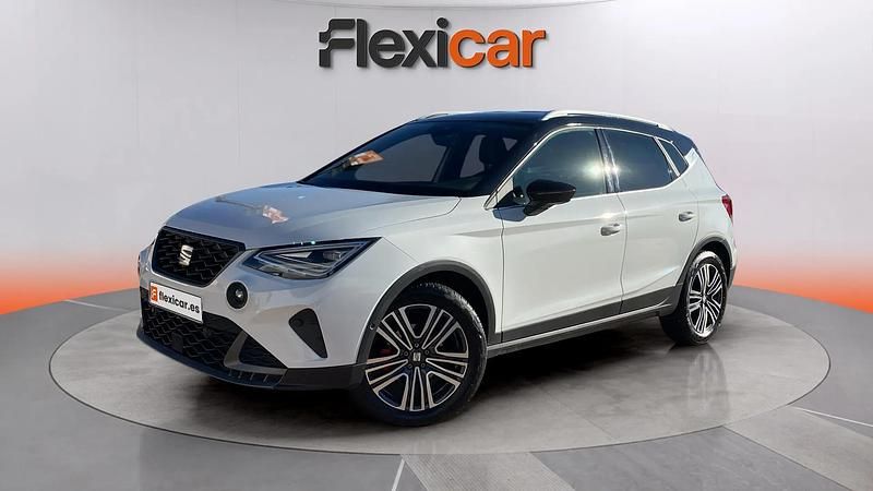 Usado Seat Arona FR 116 CV (85 kW) 2024 Blanco SUV