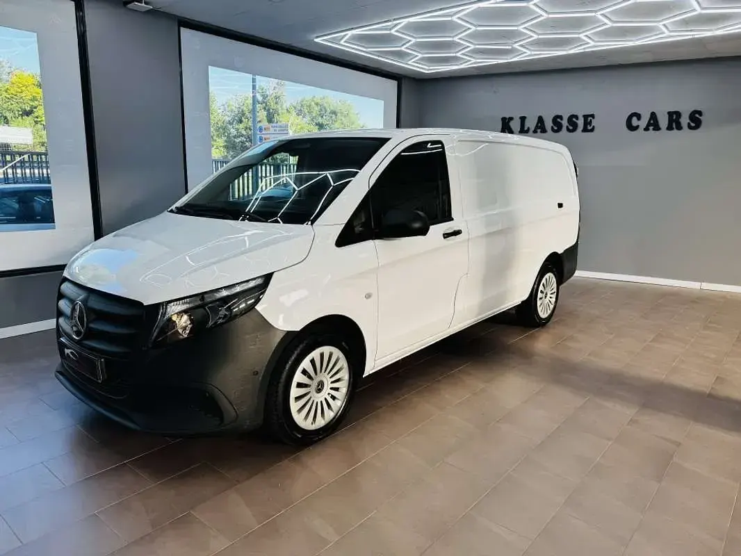 Usado Mercedes Vito 163 CV (119 kW) 2024 Blanco Van