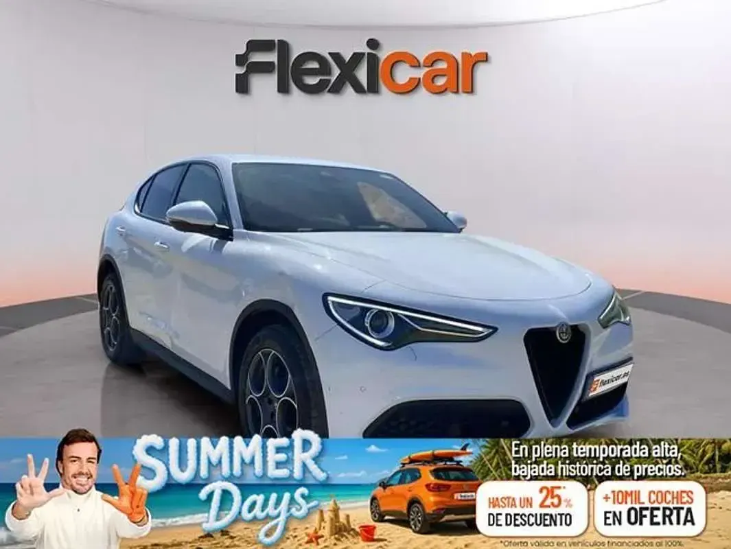 Usado Alfa Romeo Stelvio Sprint 200 CV (147 kW) 2022 Blanco SUV