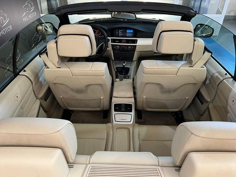 Usado BMW 330 Cabriolet 272 CV (200 kW) 2012 Negro Descapotable